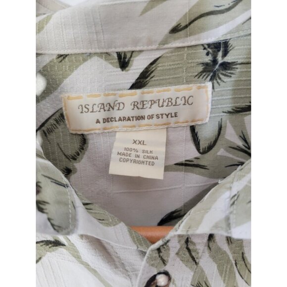 Men's Island Republic Tan Olive Black Floral Camp Shirt Sleeve Button Beach XXL - Picture 2 of 3